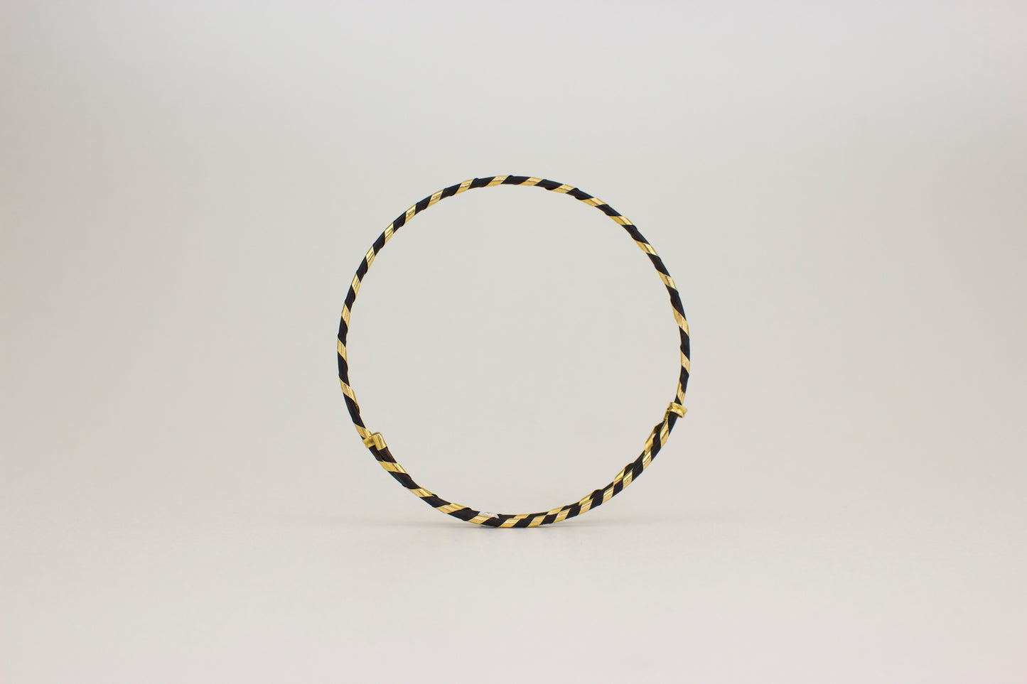Rare 18K Gold Elephant Hair Bangle Bracelet with Eagle Head Mark (1900s)