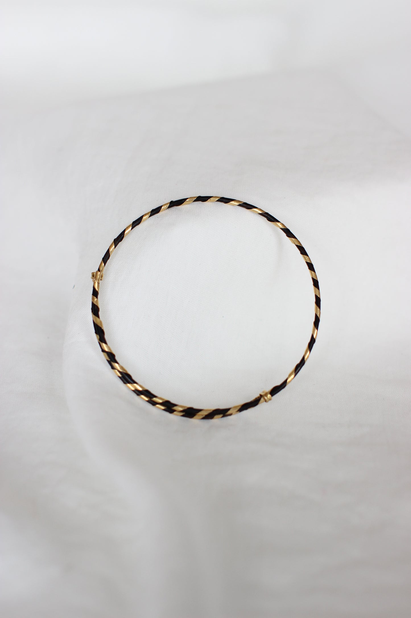 Rare 18K Gold Elephant Hair Bangle Bracelet with Eagle Head Mark (1900s)