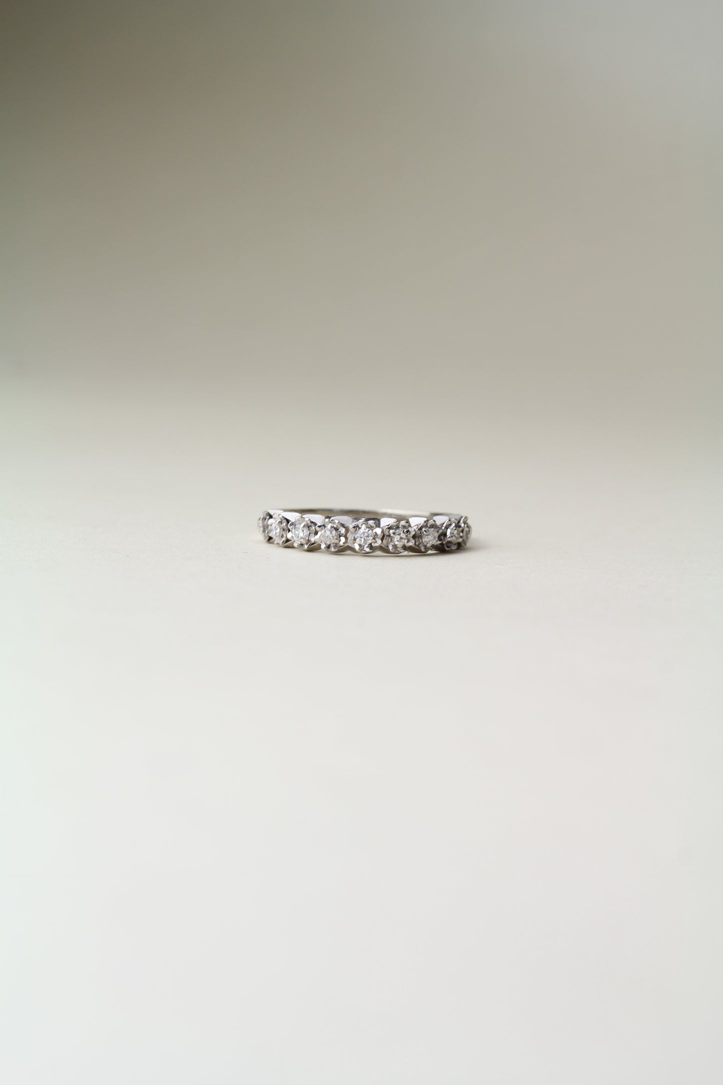 Vintage Half-Eternity Ring – Platinum – Brilliant-Cut Diamonds in Hand-Carved Floral Settings