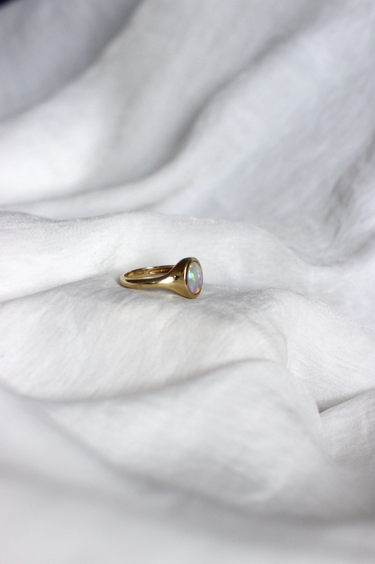 1980's Vintage Opal and 14k Yellow Gold Ring