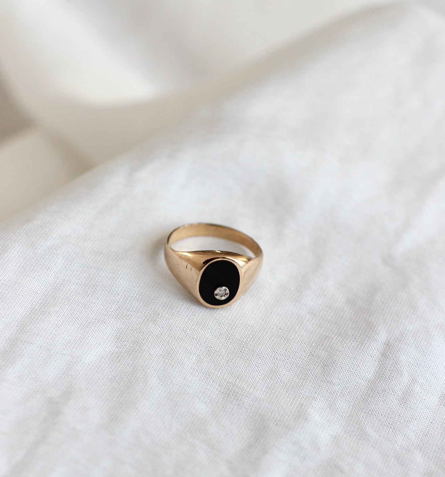 Vintage 18 carat Gold Pinky Signet Ring with Onyx and Diamond