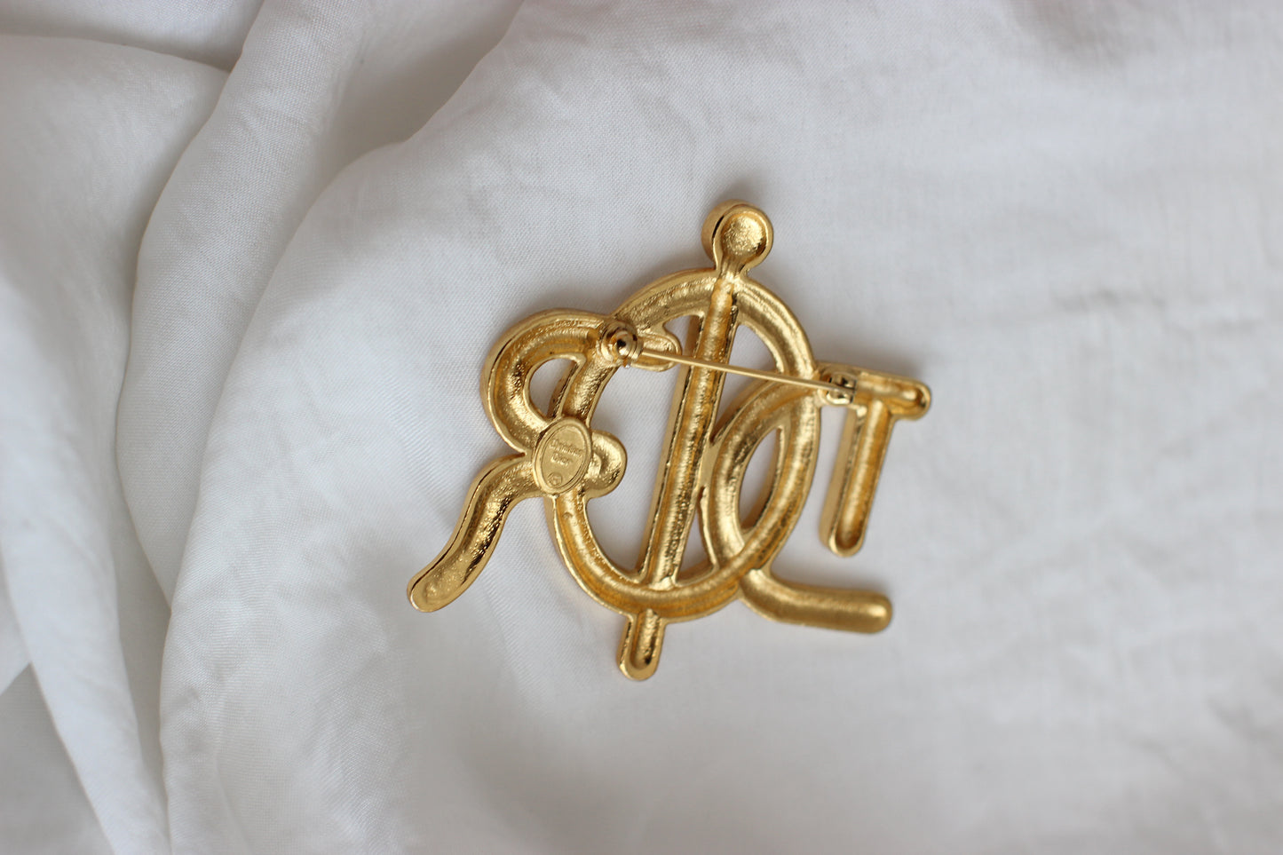 1980s Dior Boat Rope Braided Symbol Brooch