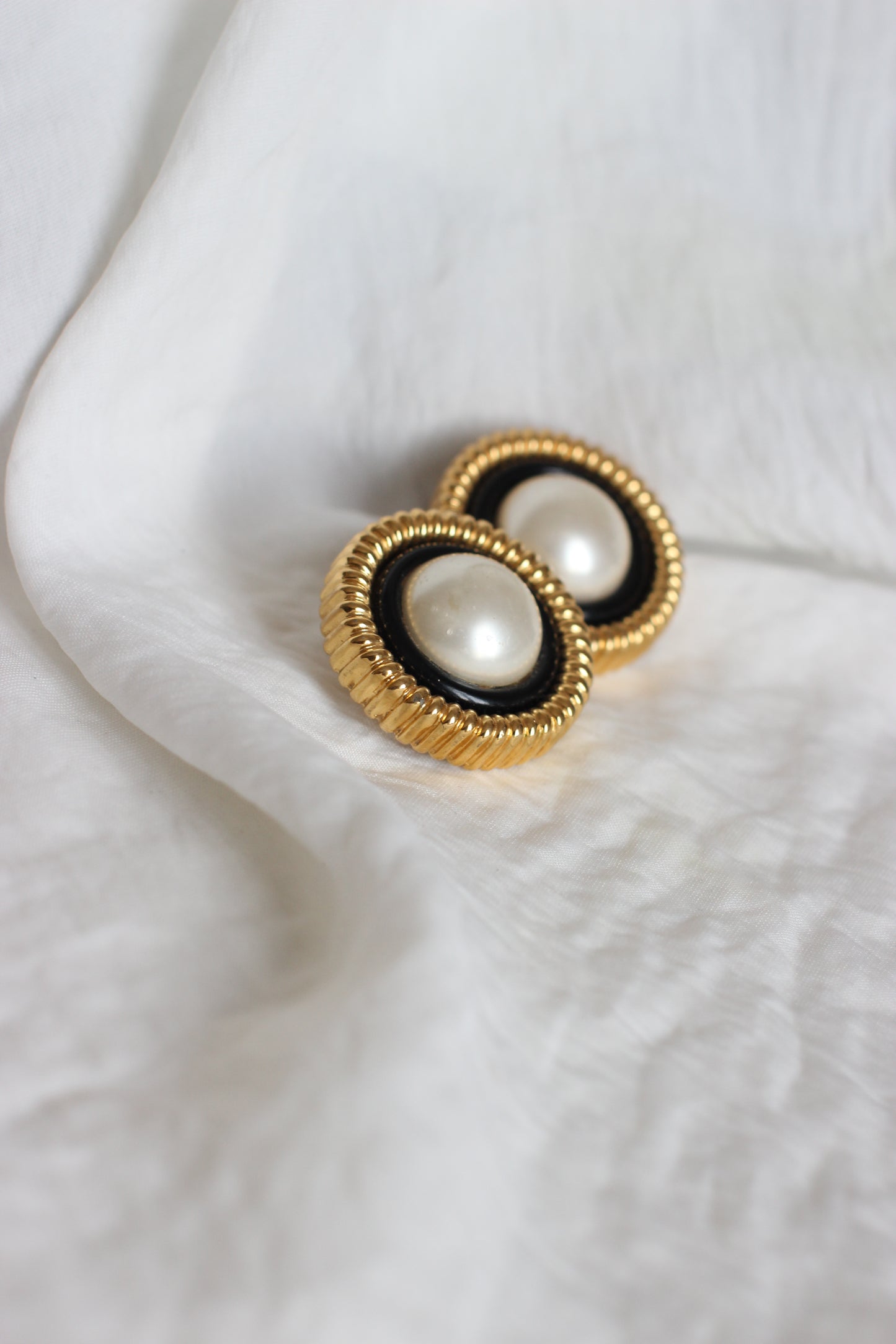 Vintage 1960s CHANEL Clip-On Earrings – Gold, Black & Faux Pearl
