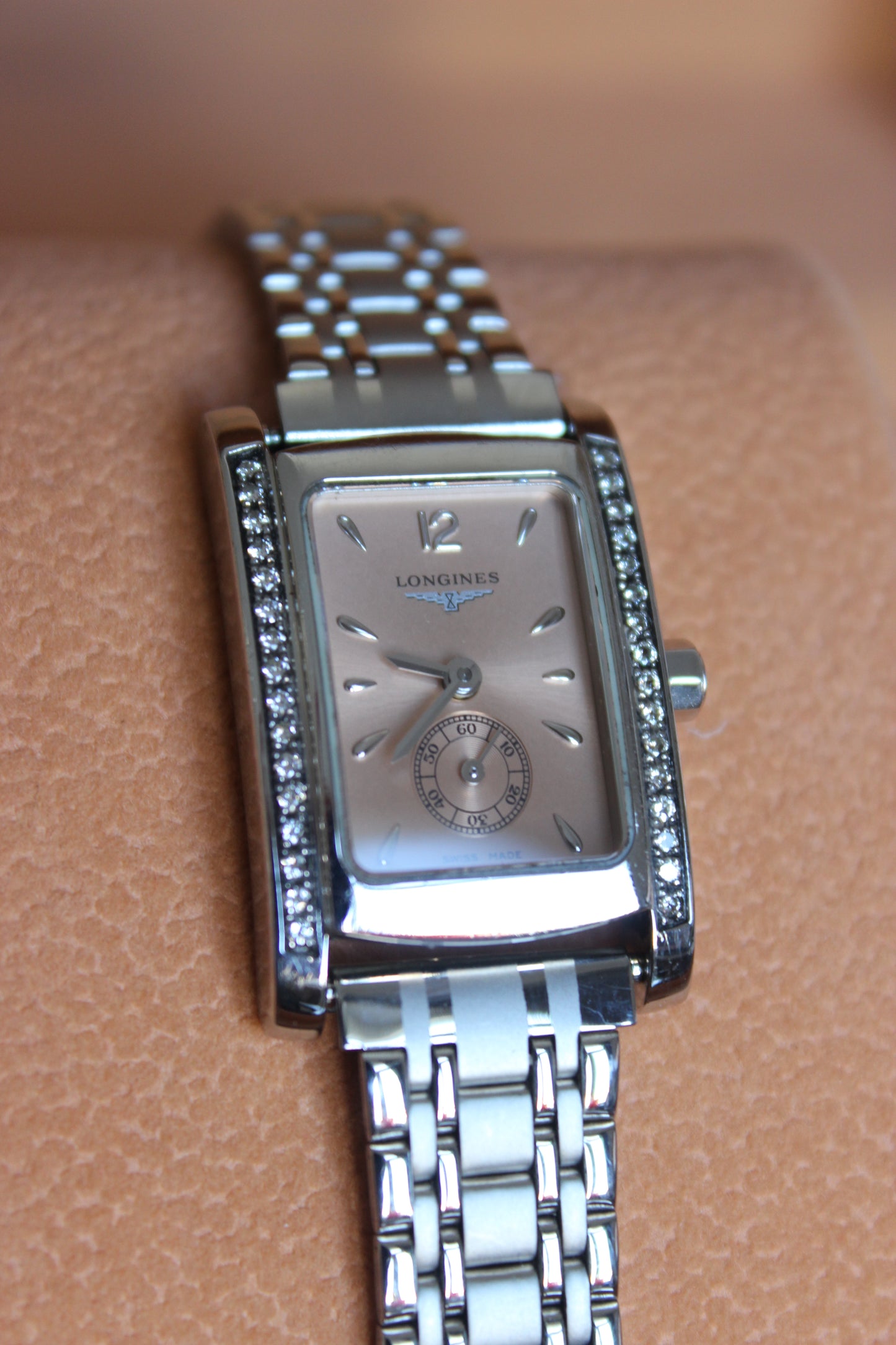 Longines "Dolce Vita" Diamond-Encrusted Watch – Quartz with Salmon Dial