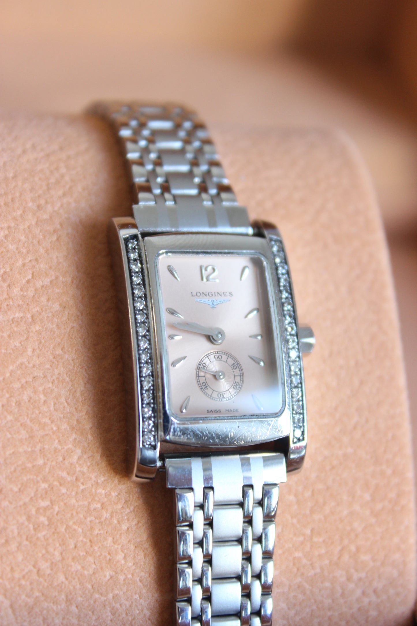 Longines "Dolce Vita" Diamond-Encrusted Watch – Quartz with Salmon Dial