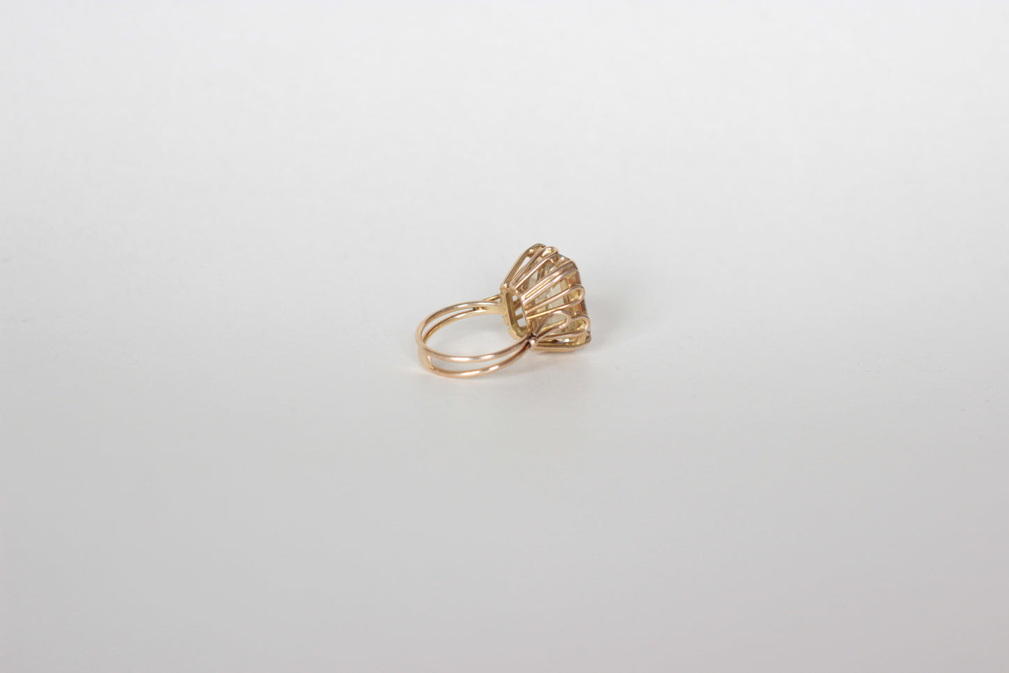 1960s Cocktail Ring in 18K Solid Gold with Large Citrine