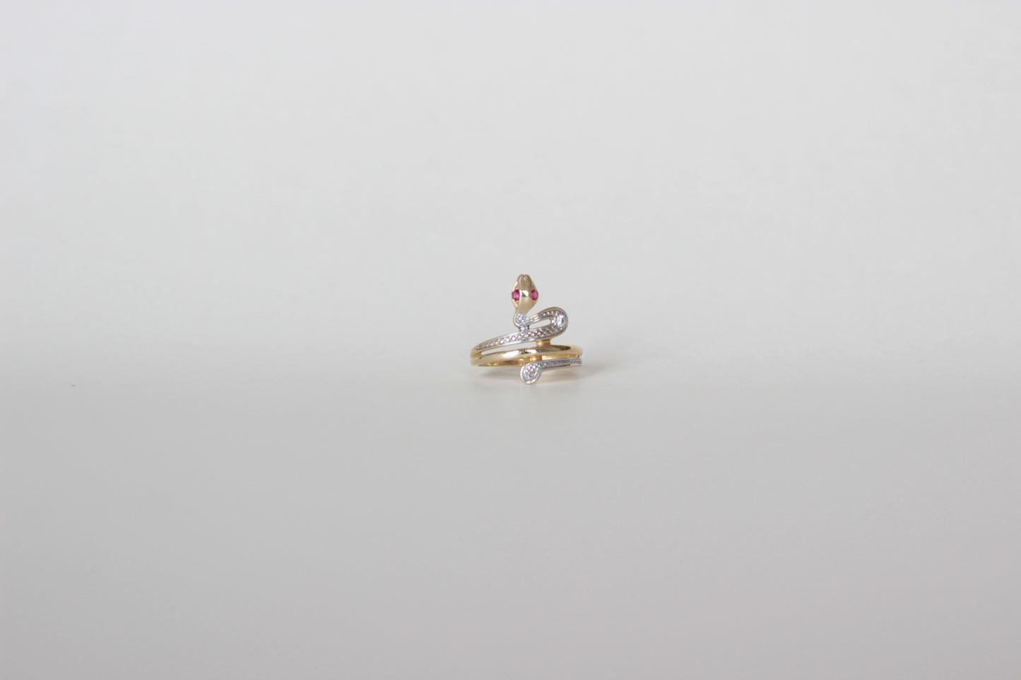 Vintage 1980s Two-Tone 18K Gold Serpent Ring