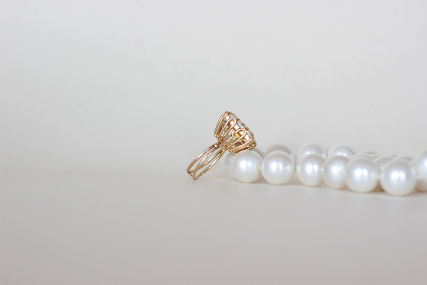 1960s Cocktail Ring in 18K Solid Gold with Large Citrine