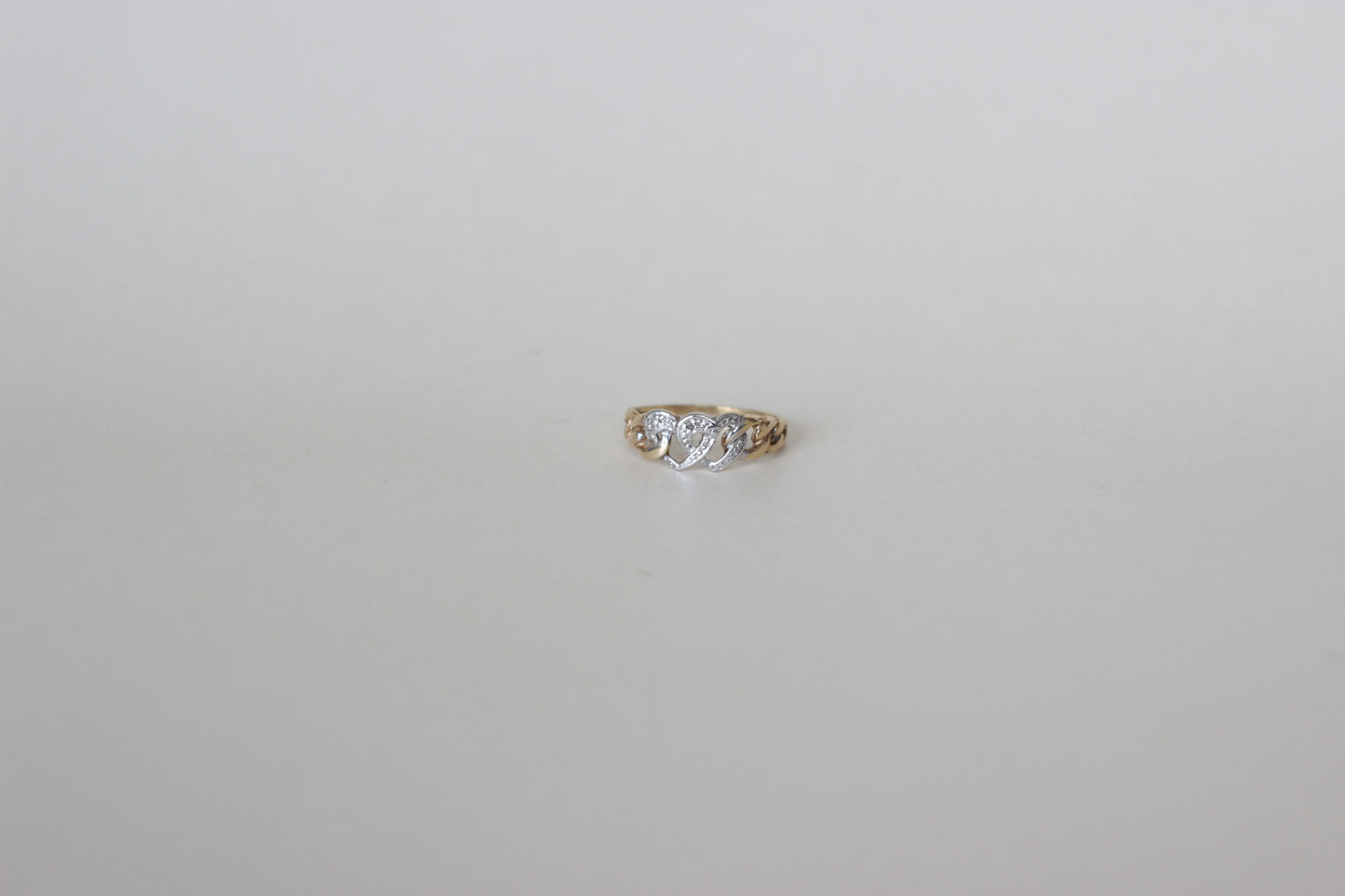 Vintage Intertwined Double Heart Chain-Link Ring in 9K Two-Tone Gold with Diamond