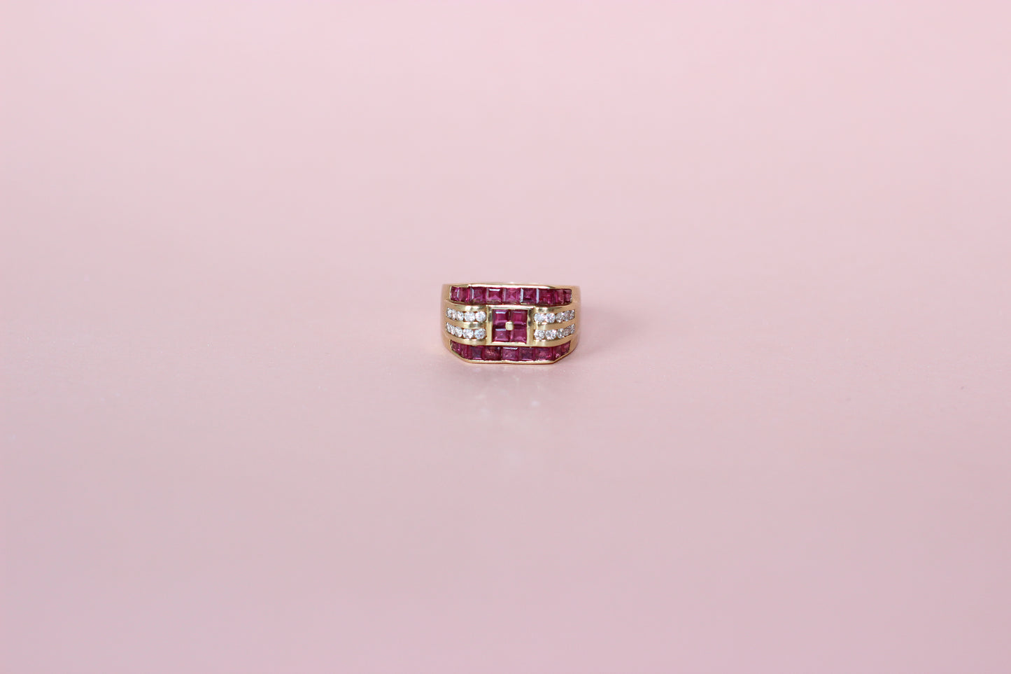 Massive Vintage Tank Ring in 18K Gold with Invisible-Set Rubies and Diamonds
