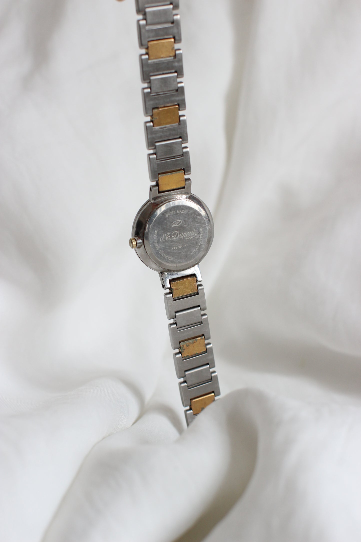 ST DUPONT Honeycomb Ronde Ladies Quartz Watch – Vintage 1980s