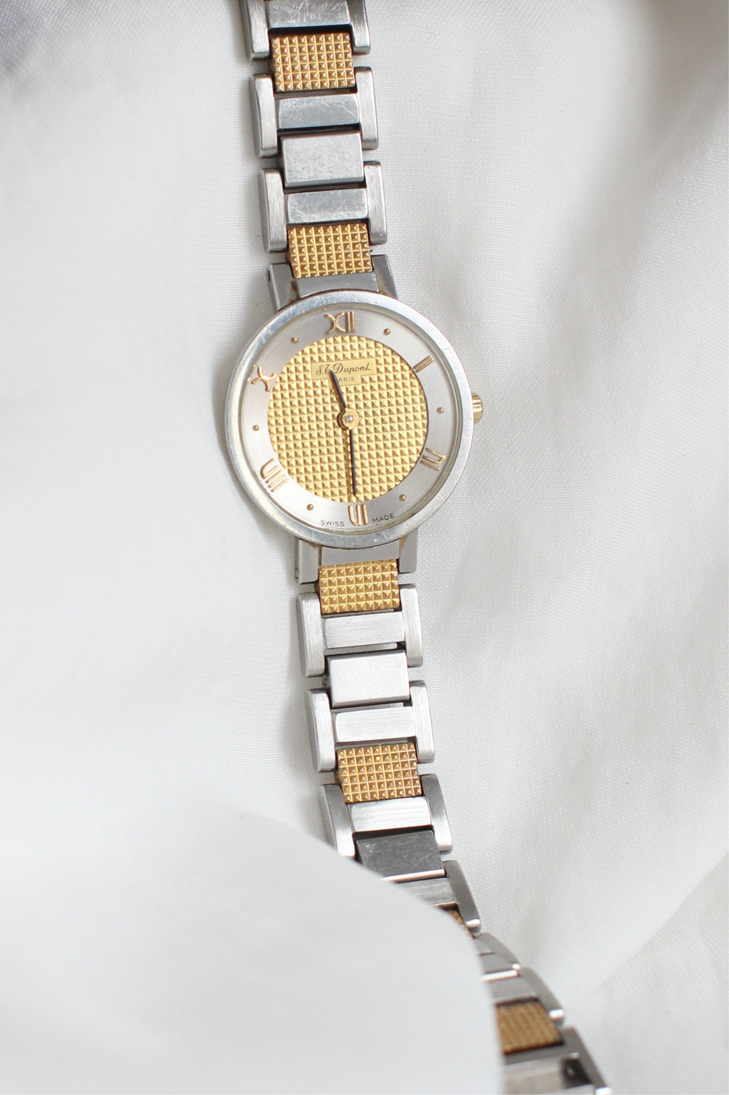 ST DUPONT Honeycomb Ronde Ladies Quartz Watch – Vintage 1980s