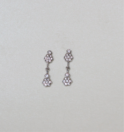18K White Gold Articulated Floral Earrings – Natural Cubic Zirconia – 1990s