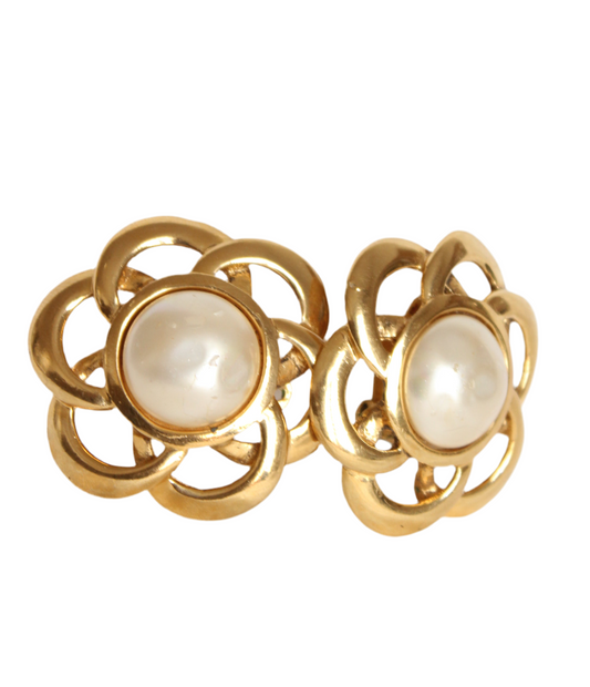 1980 CHANEL Camellia Clip-On Earrings – Gold & Faux Pearl, Vintage with Box