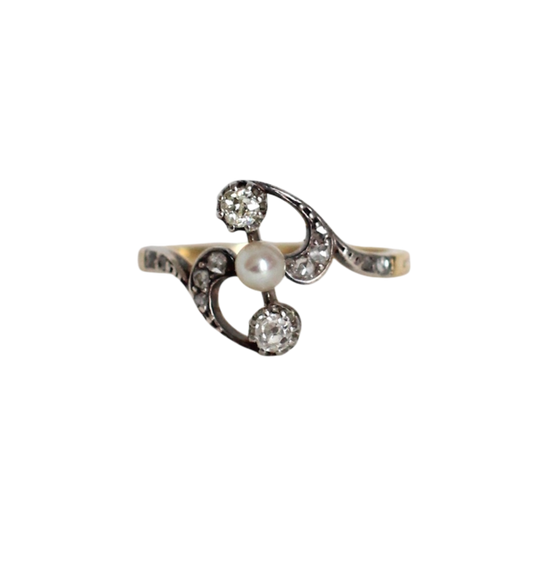 Antique 1900's "Trilogy" 18k Gold, Diamonds and Pearl Ring