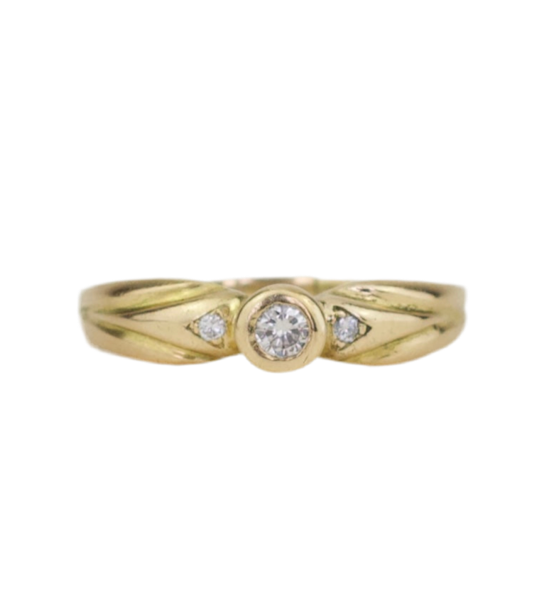 18k Gold & Diamonds Ring