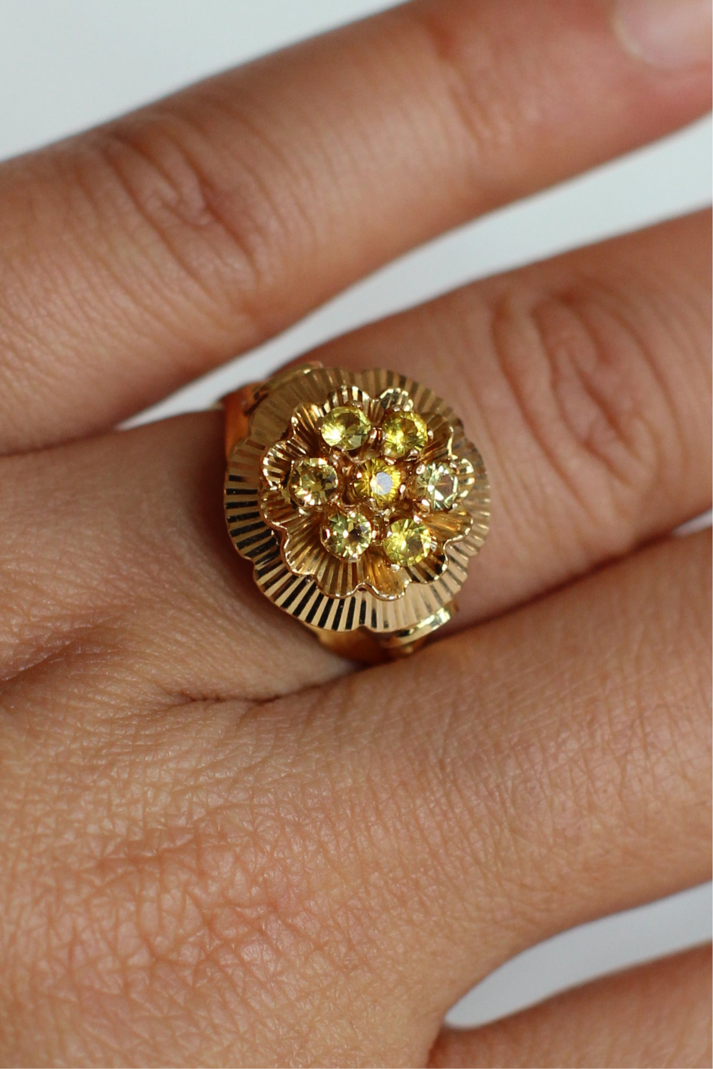 Vintage 1960s 18k Gold Citrines Flower Ring