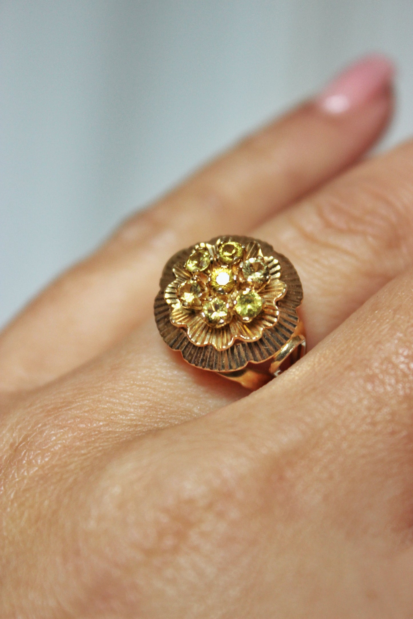 Vintage 1960s 18k Gold Citrines Flower Ring