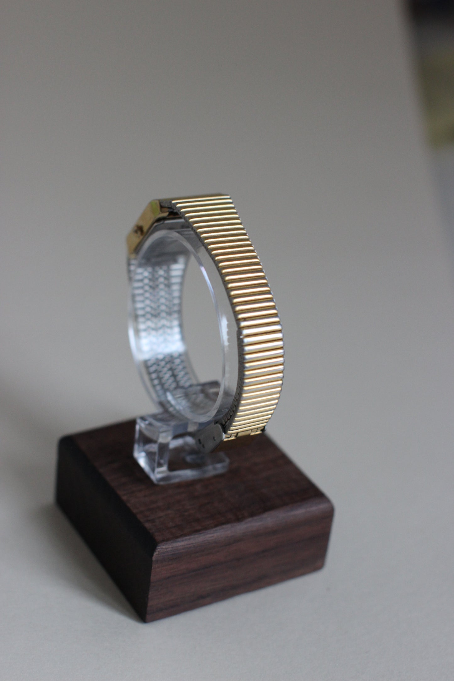 Seiko Galaxy Gilt Mirrored Bezel Tank Watch – 1998