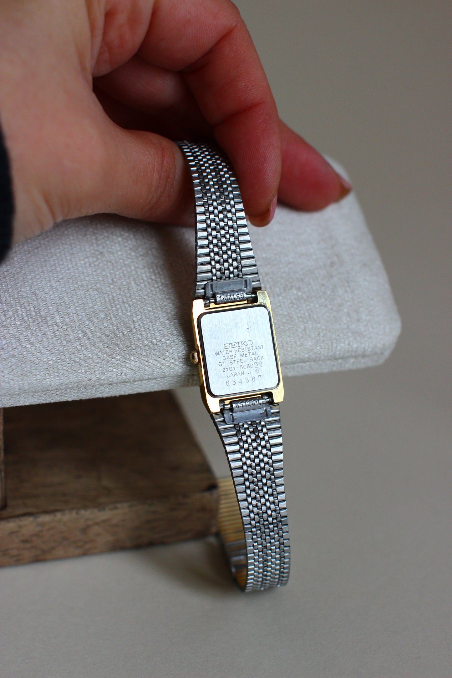 Seiko Galaxy Gilt Mirrored Bezel Tank Watch – 1998