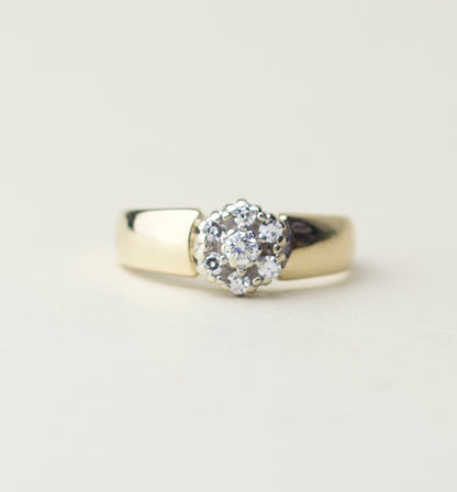 Diamond Flower Ring – Two-Tone Gold (White & Yellow)