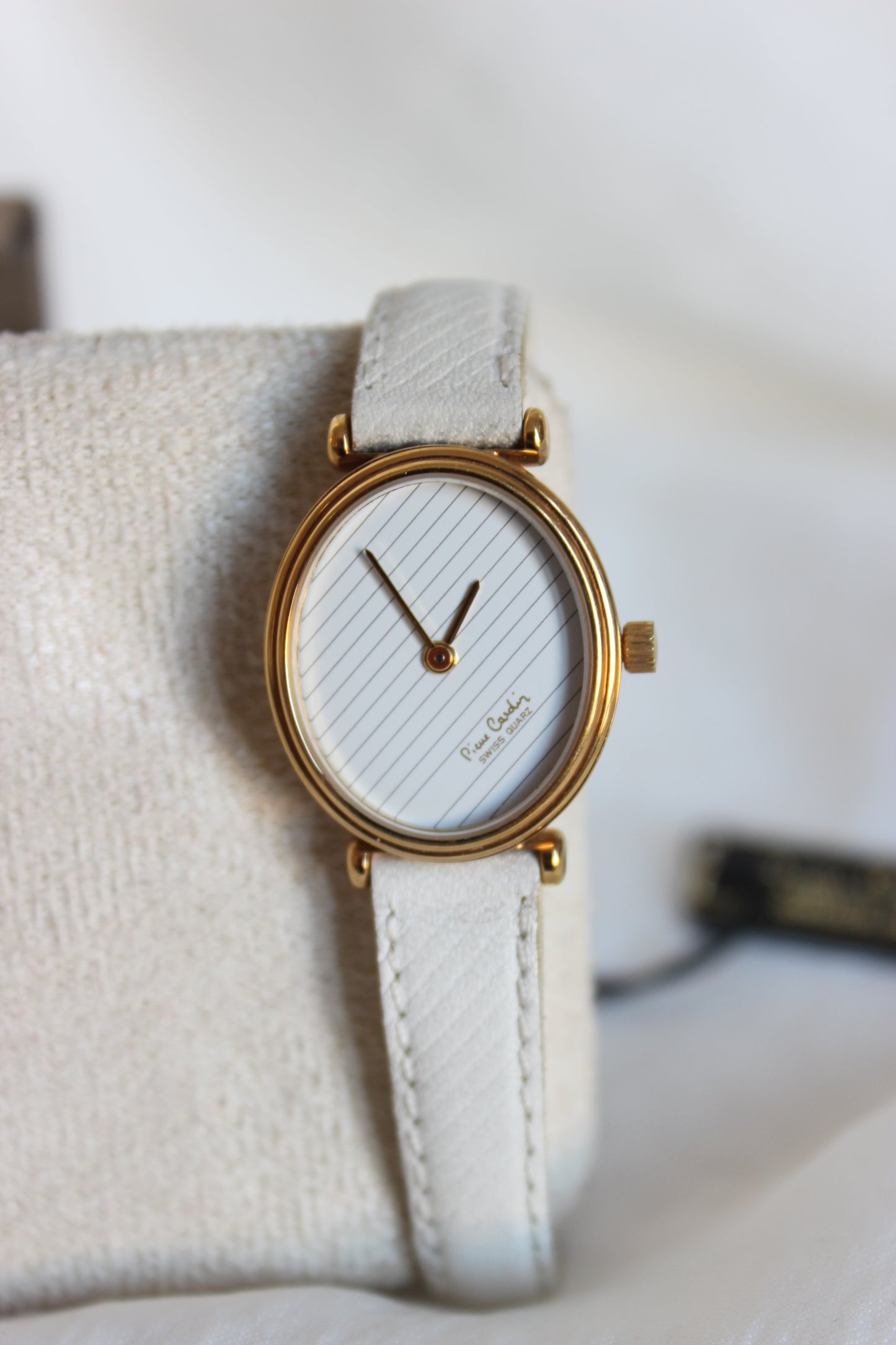 Pierre Cardin Chromachron Oval Wristwatch – Swiss Made, 1990s