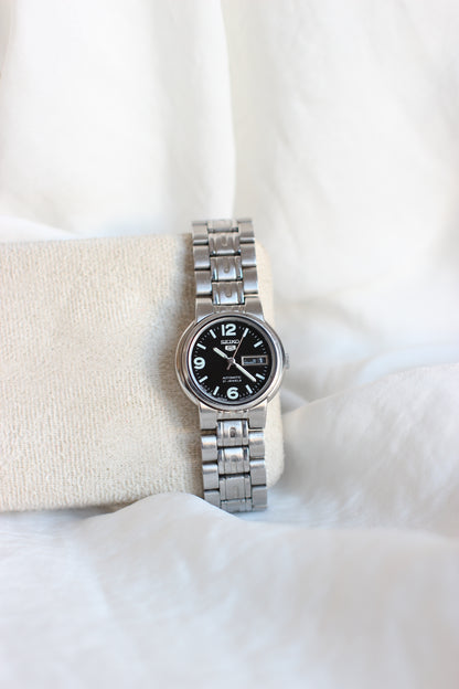 Seiko 5 Classic Ladies Watch – SYMK43K1