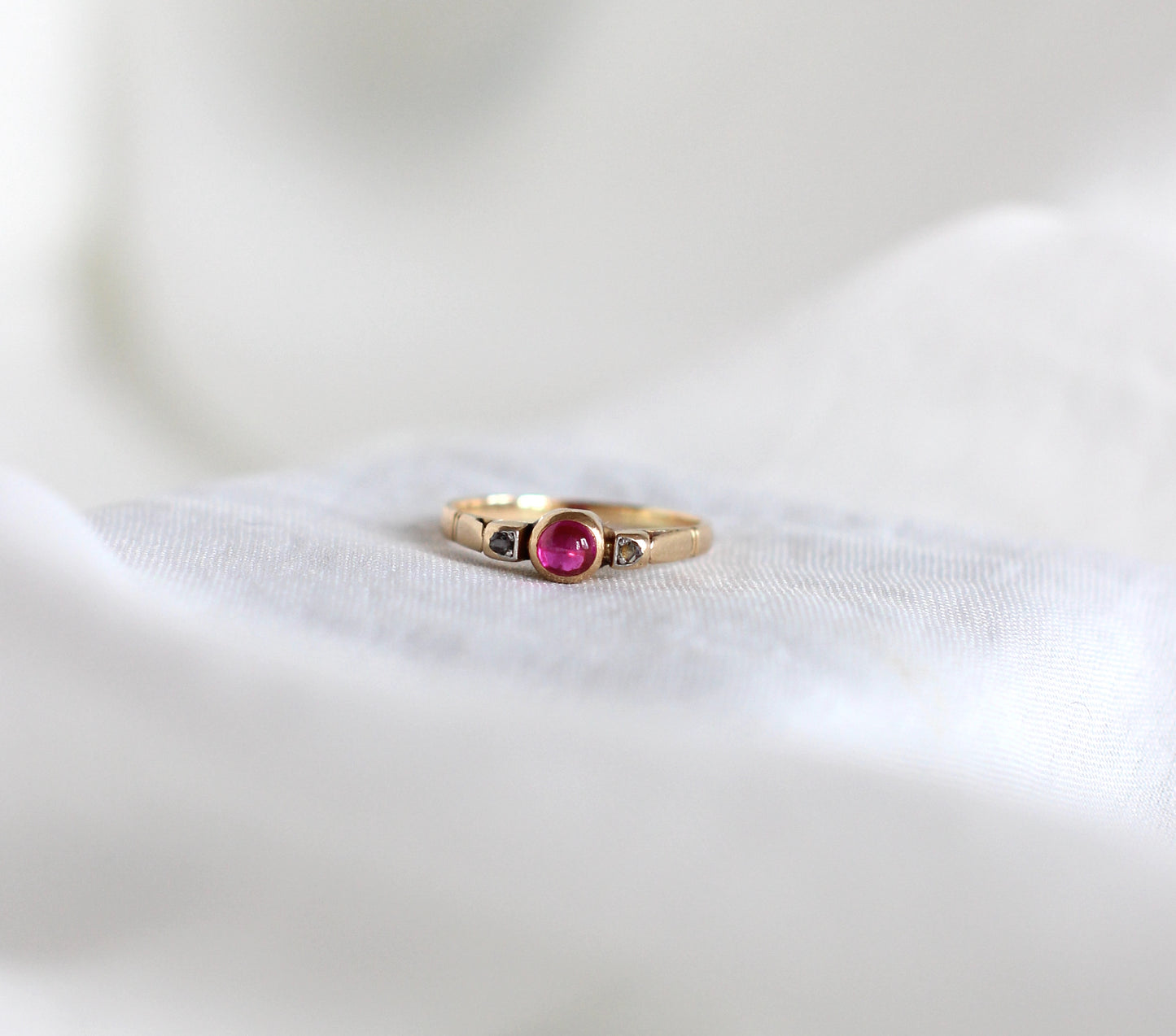 Vintage 1959 Engraved Cabochon Ruby and Rose-Cut Diamond Ring in 18k Gold