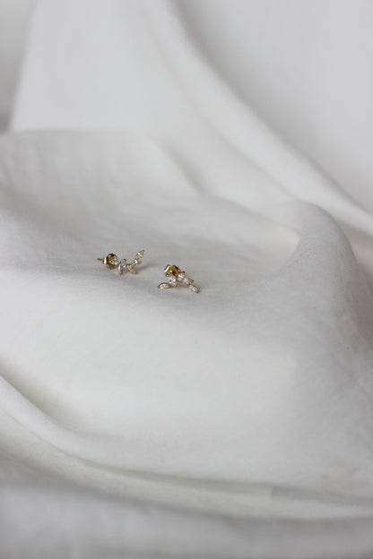 9K Gold and Zircon "Five Petals" Earrings Brand : "By Colette"