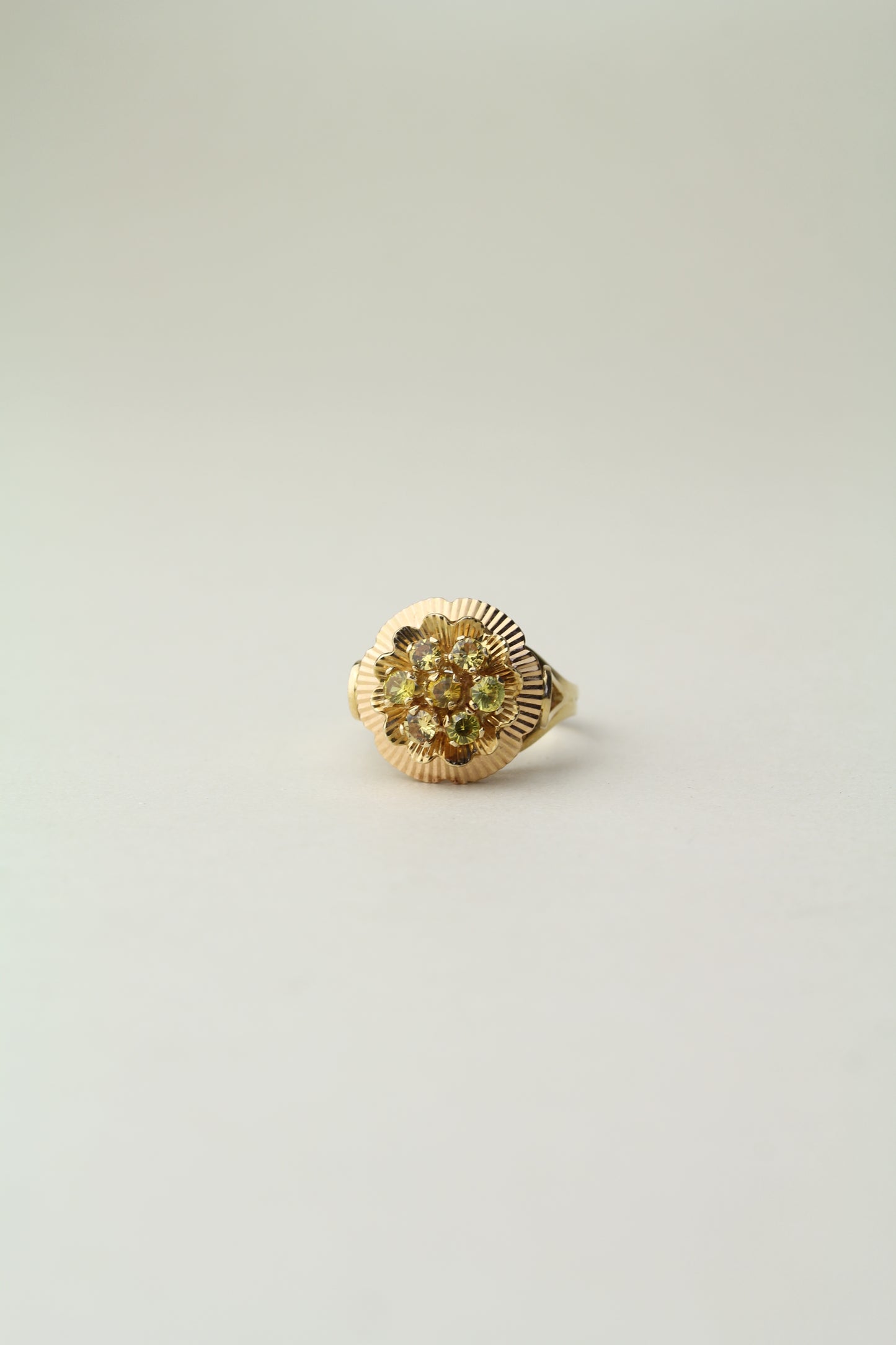 Vintage 1960s 18k Gold Citrines Flower Ring