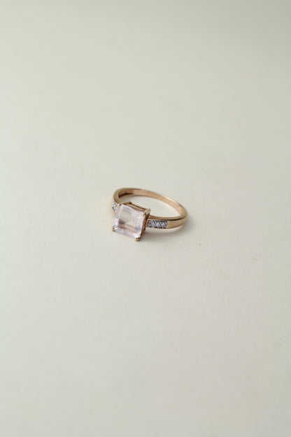 Vendôme Paris – 9K Rose Gold Cocktail Ring with Pink-Lilac Quartz & Diamonds