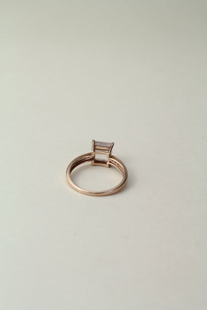 Vendôme Paris – 9K Rose Gold Cocktail Ring with Pink-Lilac Quartz & Diamonds