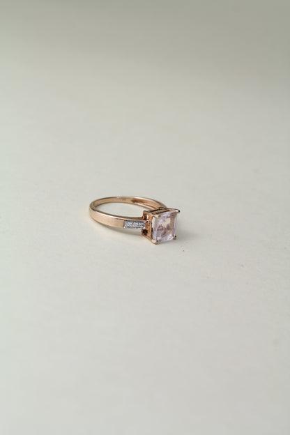 Vendôme Paris – 9K Rose Gold Cocktail Ring with Pink-Lilac Quartz & Diamonds