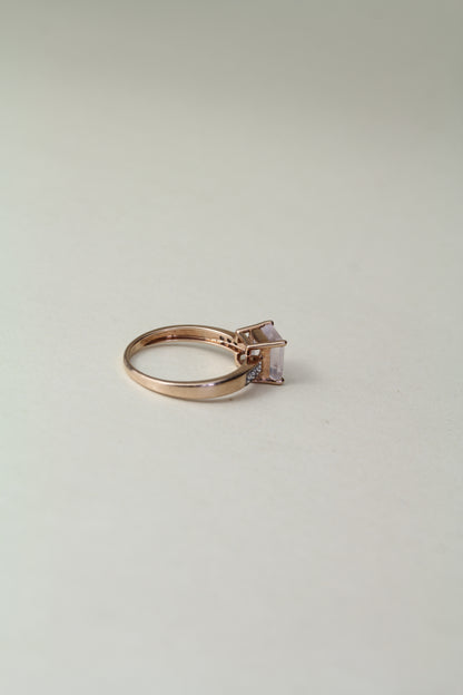 Vendôme Paris – 9K Rose Gold Cocktail Ring with Pink-Lilac Quartz & Diamonds