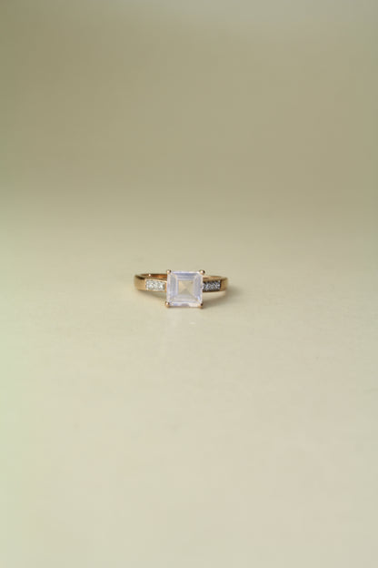 Vendôme Paris – 9K Rose Gold Cocktail Ring with Pink-Lilac Quartz & Diamonds