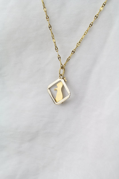 18K Yellow Gold Lucky Rabbit Pendant – Art Deco Era, England – Circa 1920s