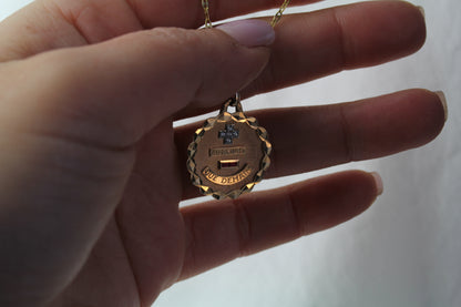 Extra Diamonds Augis 18K Gold "Plus Qu'Hier Moins Que Demain"