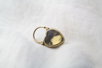 Large Victorian Heart-Shaped Garnet Padlock – Circa 1860 – Romantic 8ct Gold Antique