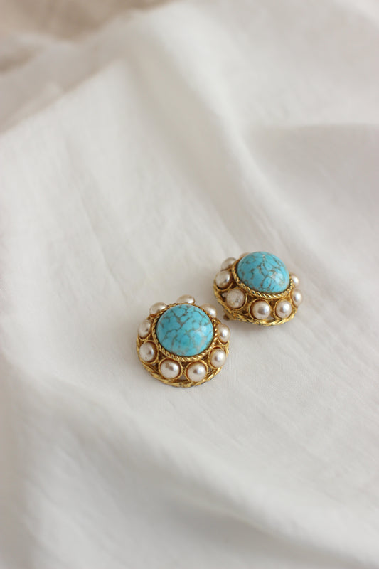 Vintage Clips Earrings with Faux-pearls