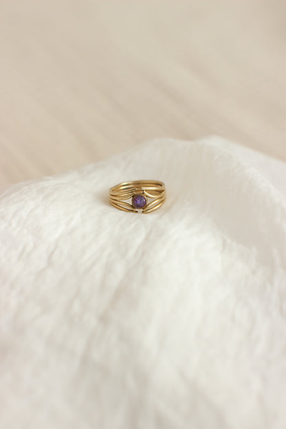 Vintage Gold plated Ring with Purple Stone