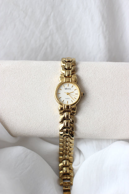 Vintage 1980s 🎀 bows Rodania Watch with Gold Tone