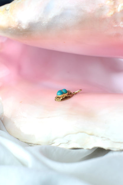 Vintage Scarab Pendant in Turquoise and 18k Gold