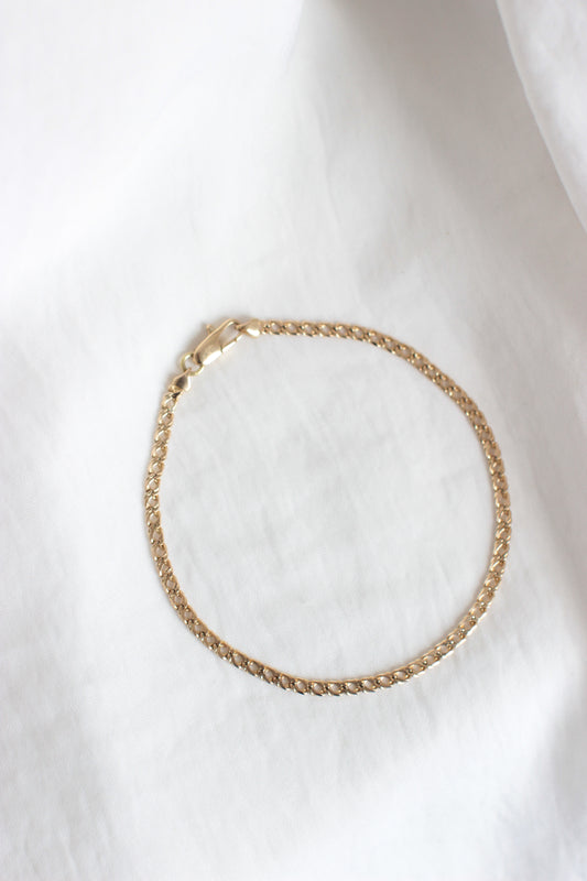 18k Solid Gold 1960s Flat Curb Link Bracelet