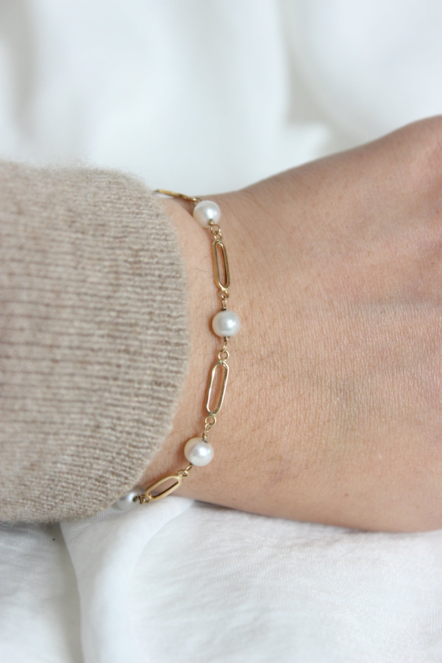 Very Chic 18 carats Gold and Cultured Pearl Bracelet