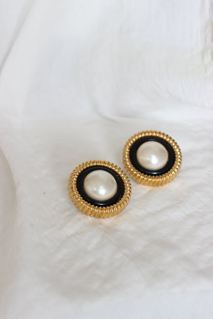 Vintage 1960s CHANEL Clip-On Earrings – Gold, Black & Faux Pearl