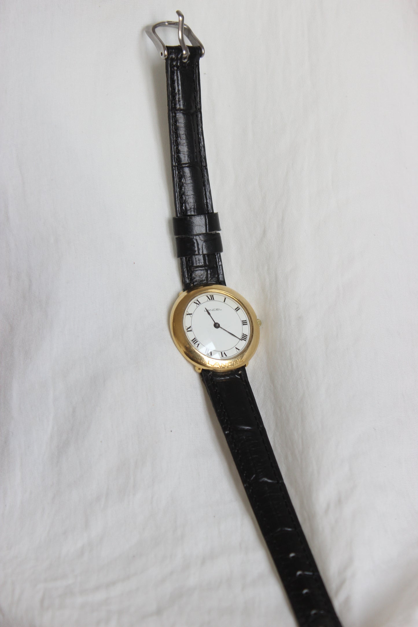 Lancel Vintage 1970s Quartz Watch – Roman Numerals & Gold-Tone Bezel