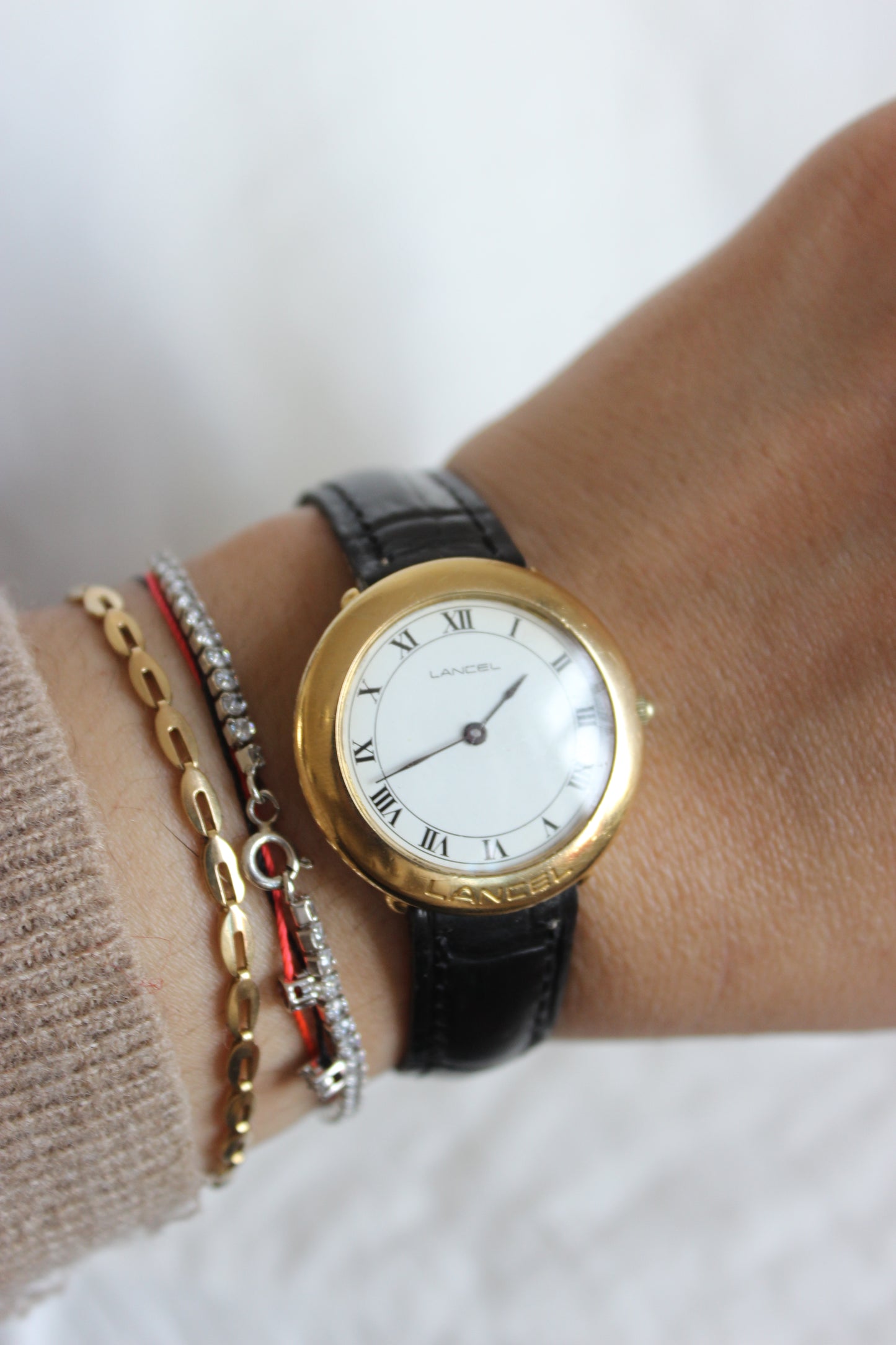 Lancel Vintage 1970s Quartz Watch – Roman Numerals & Gold-Tone Bezel