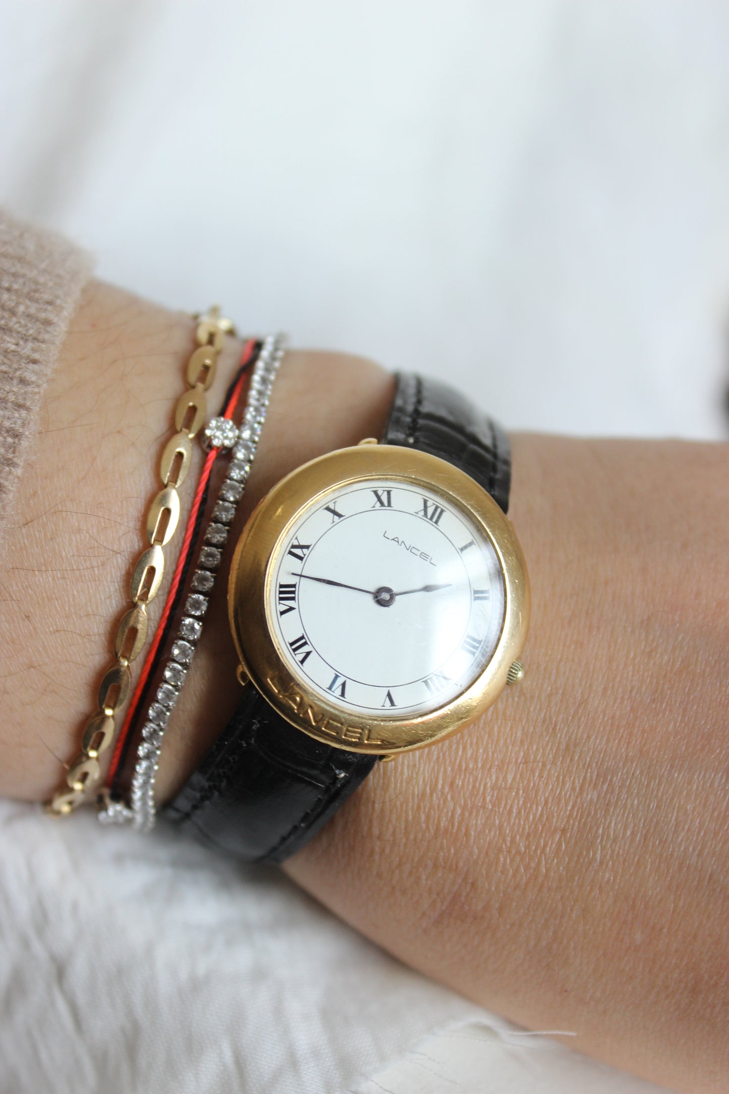 Lancel Vintage 1970s Quartz Watch – Roman Numerals & Gold-Tone Bezel