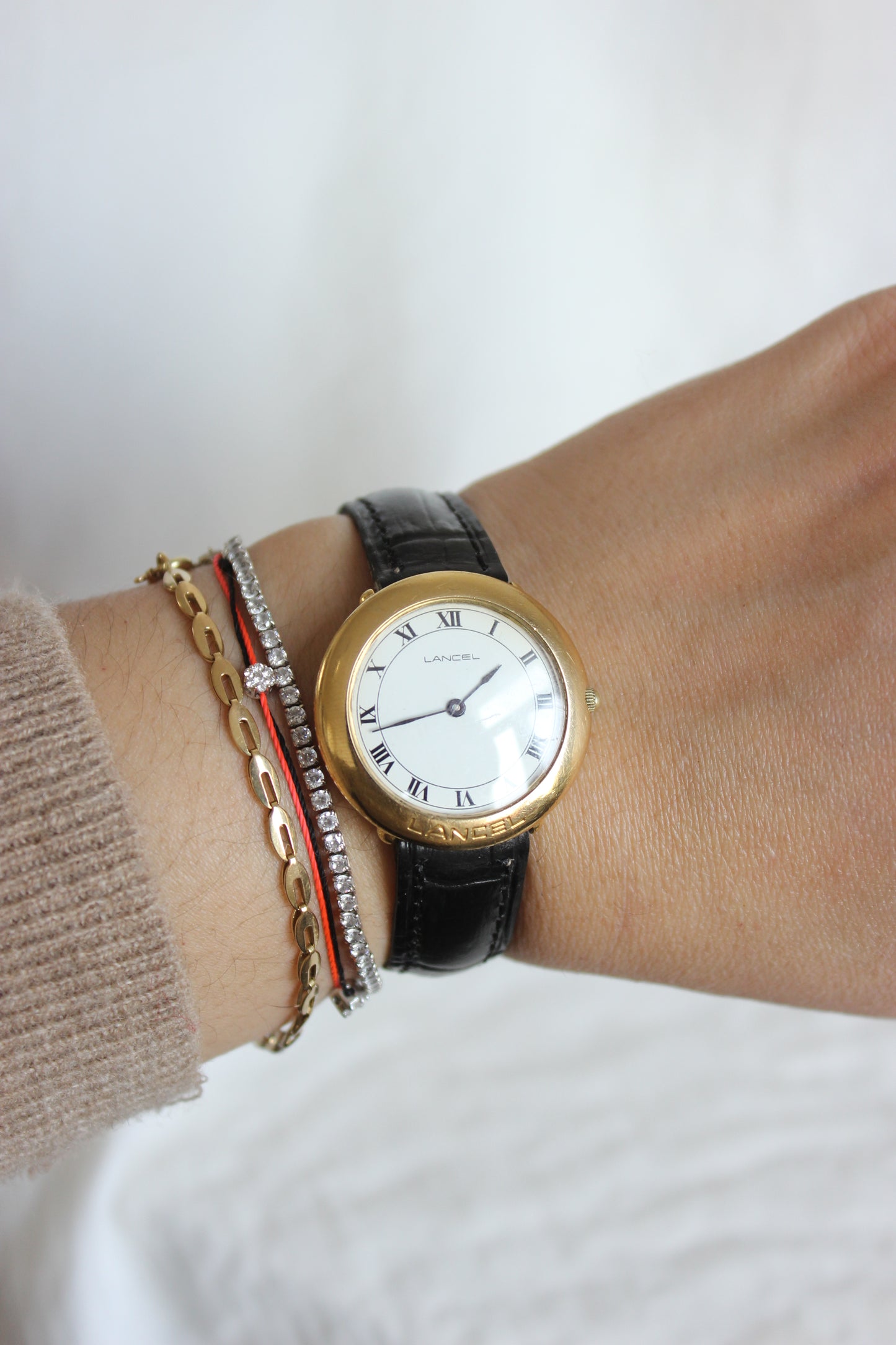 Lancel Vintage 1970s Quartz Watch – Roman Numerals & Gold-Tone Bezel