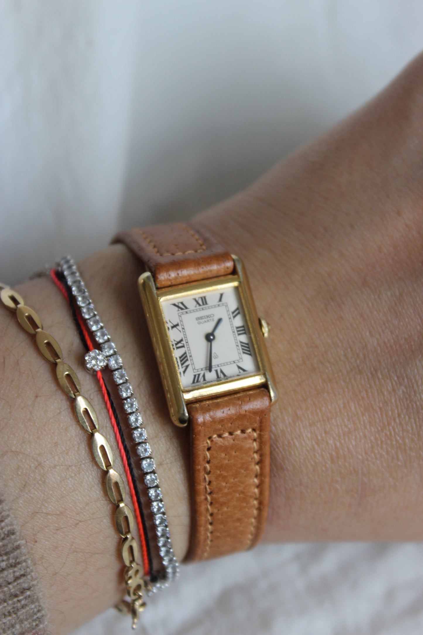 1970's Seiko Tank Mini – Roman Dial & Champagne Gold Bezel